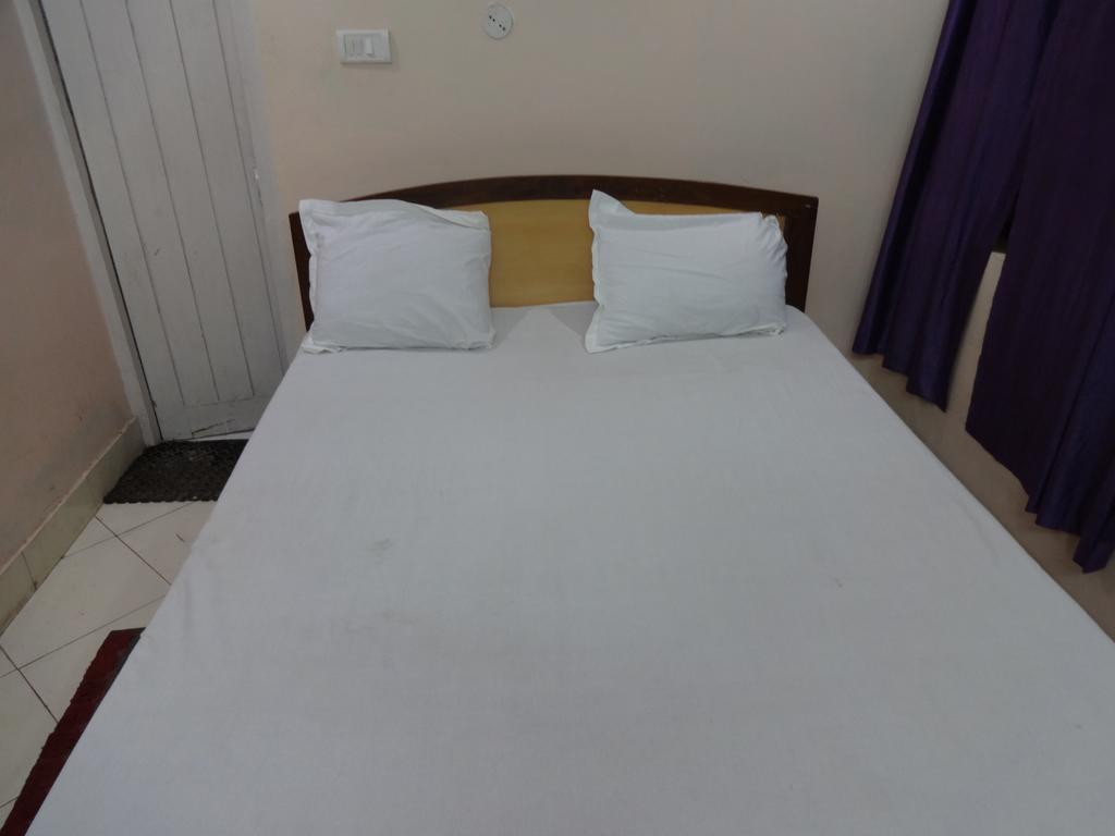 Ajatsatru Hotel Gaya Rum bild