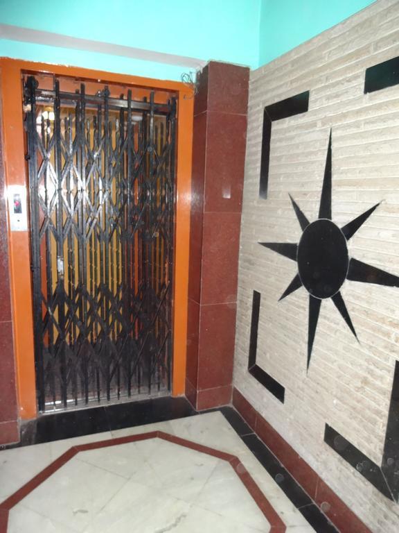 Ajatsatru Hotel Gaya Exteriör bild
